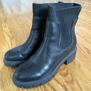 Black heeled boots